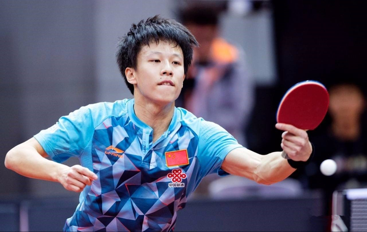 包含拉丁美洲球队排兵布阵守住领先优势的词条