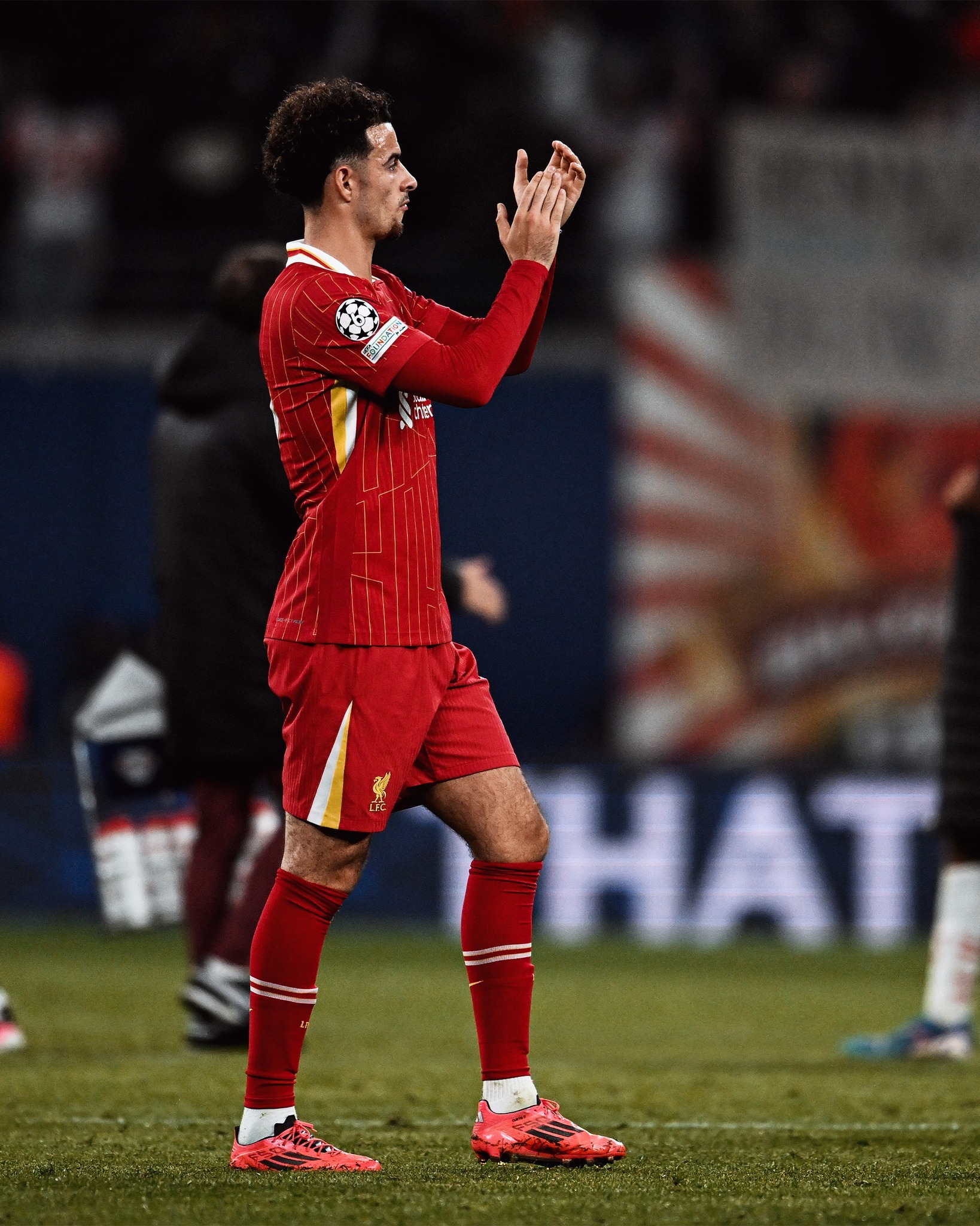 爱游戏官方入口-利物浦豪胜拜仁慕尼黑晋级欧冠强